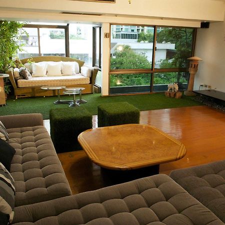 Hotel Sab House Caters To Women Bangkok Exterior foto