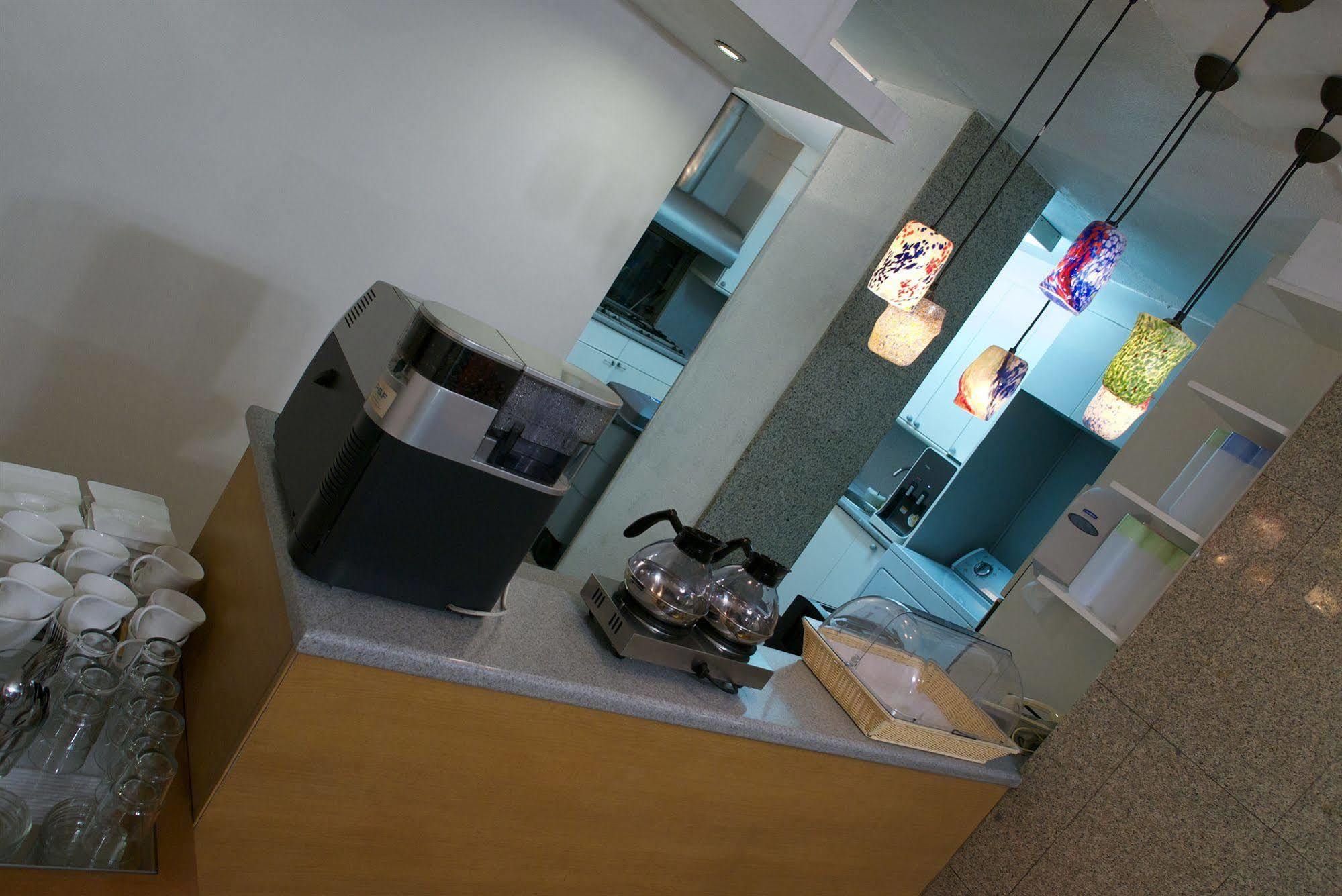 Hotel Sab House Caters To Women Bangkok Exterior foto